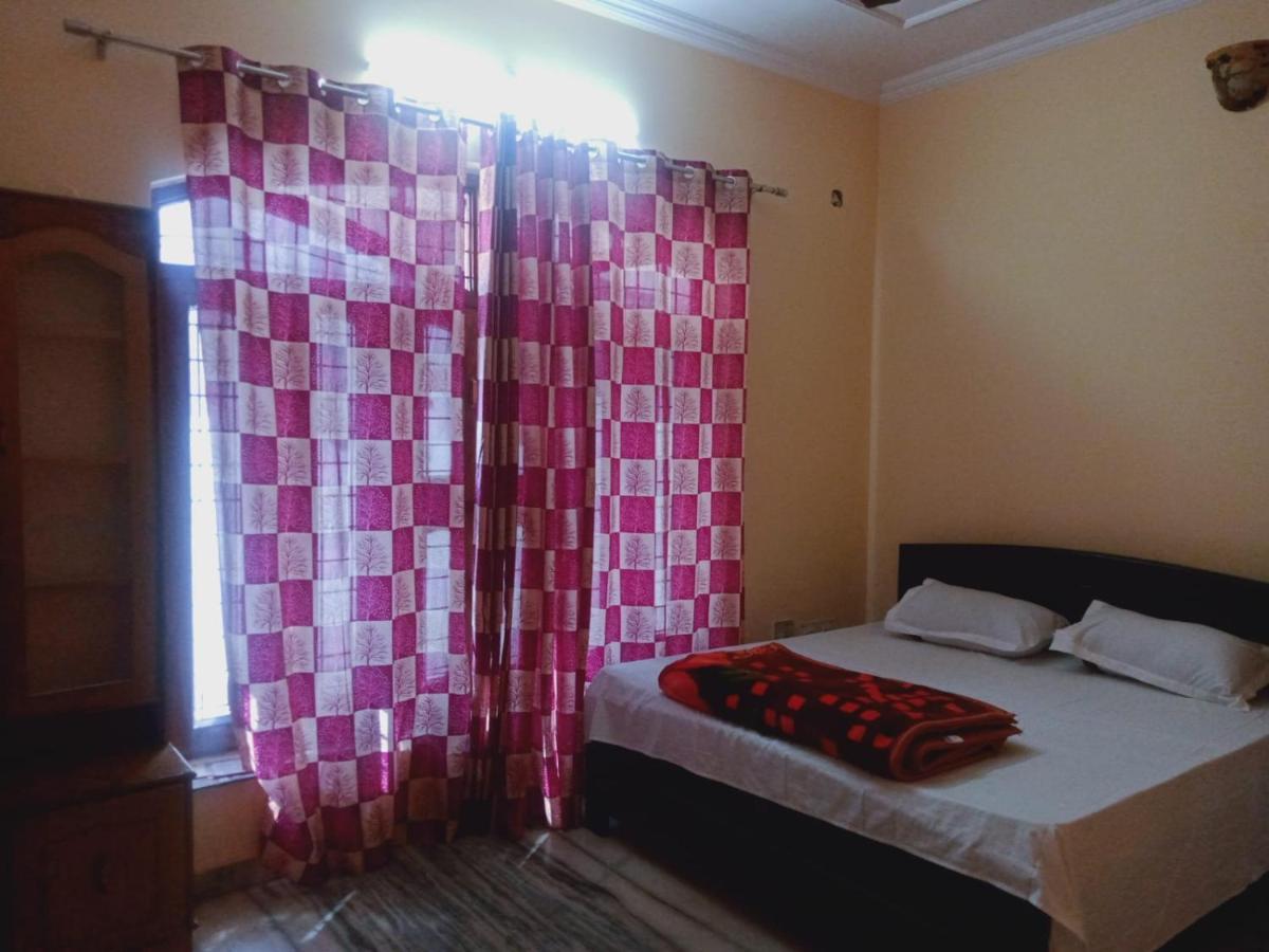 Sewa Sadan Homestay Rishīkesh Exteriör bild