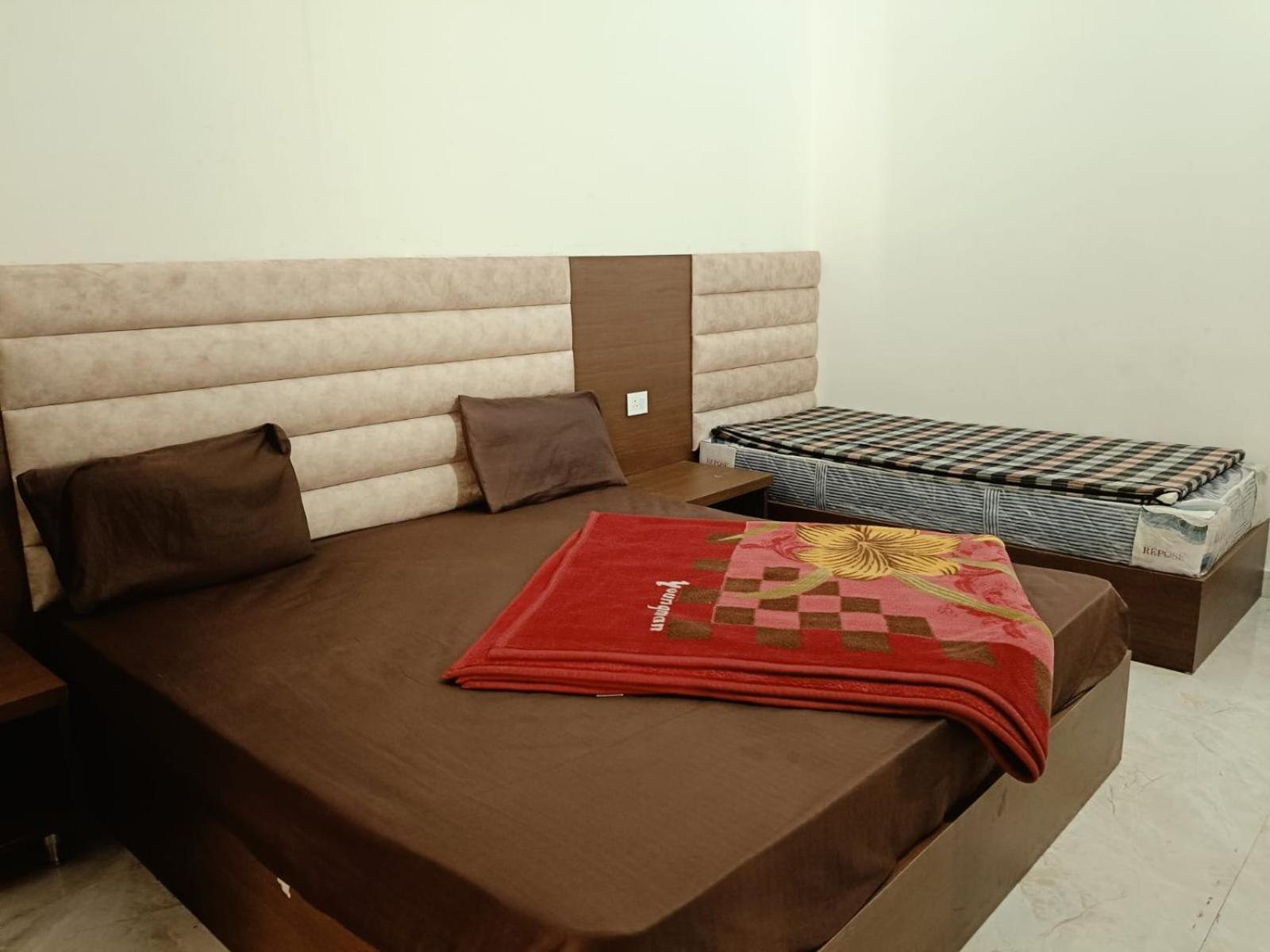 Sewa Sadan Homestay Rishīkesh Exteriör bild